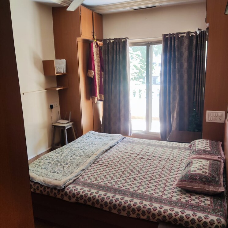 Bedroom, man-shanti-sadan 2 Bedroom 850 Sq.Ft. Apartment In Bandra West Mumbai 8999305