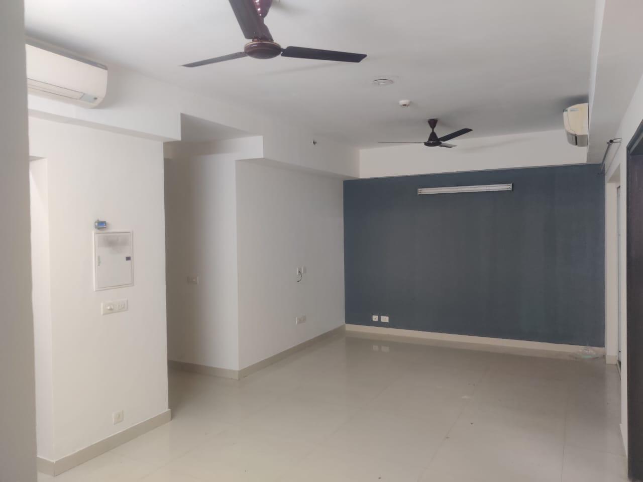 3 BHK 1689 Sq.Ft. Apartment in Adani Oyster Grande Phase 2