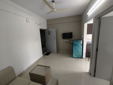 Building Lobby in 1 BHK Builder Floor at Kadubeesanahalli – for Rent
