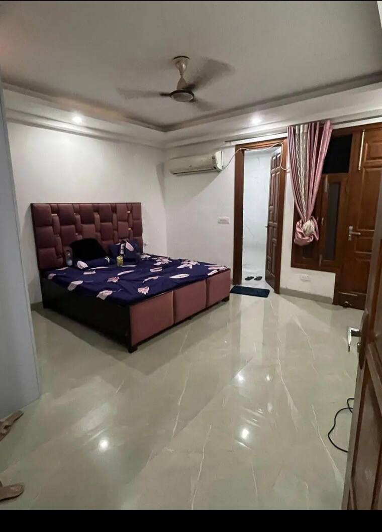 Kitchen, rwa-chittaranjan-park-block-r 3 Bedroom 200 Sq.Yd. Builder Floor In Chittaranjan Park Delhi 8999312