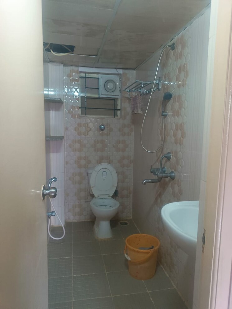 Bathroom, kadubeesanahalli 2 Bedroom 1150 Sq.Ft. Builder Floor In Kadubeesanahalli Bangalore 8999320