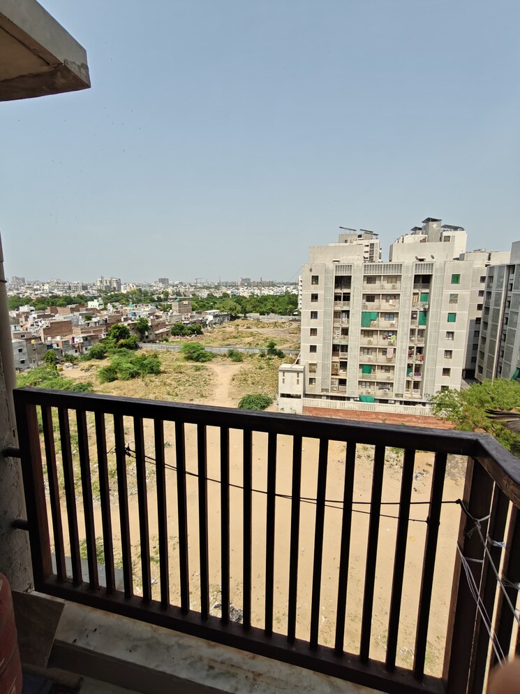 Balcony, sahaj-solarium 3 Bedroom 835 Sq.Ft. Apartment In Vasna Ahmedabad 8999318