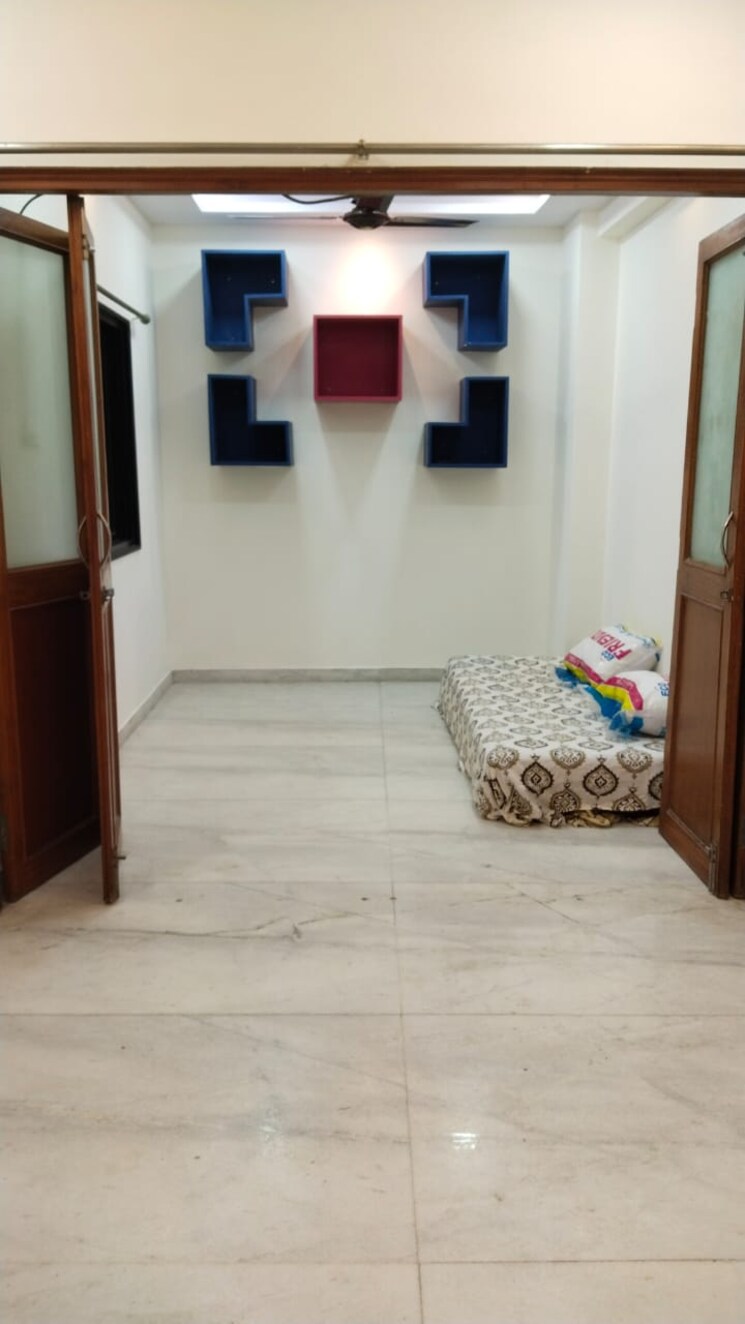 Room, kanchan-chs 1.5 Bedroom 600 Sq.Ft. Apartment In Bandra West Mumbai 8999332