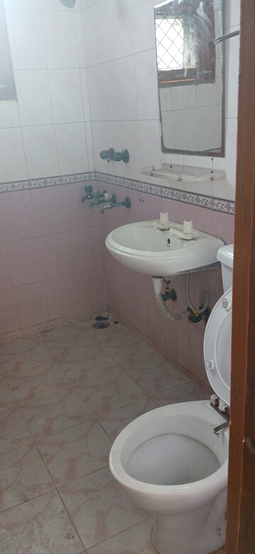 Bathroom in 3 BHK Apartment at Vinayak Apartments Noida, Sector 62 – for Rent