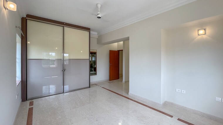 Room, hbr layout 5 Bedroom 5400 Sq.Ft. Independent House In Hbr Layout Bangalore 8999352