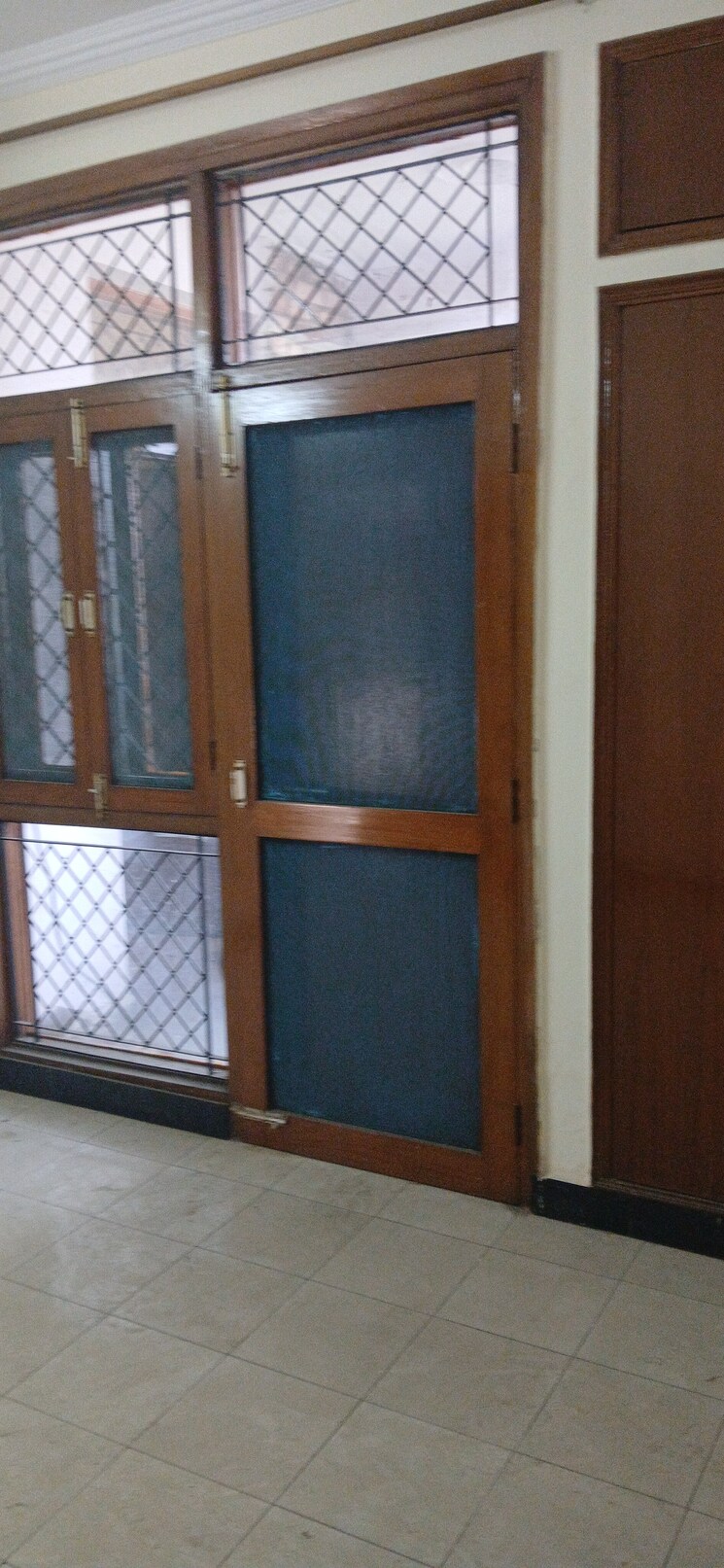 undefined, shakti-kunj-apartment 3 Bedroom 1600 Sq.Ft. Apartment In Sector 62 Noida 8999361