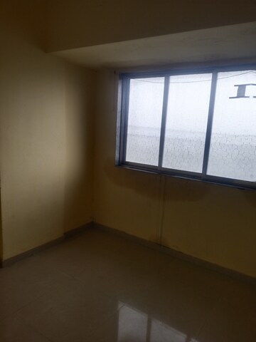 Room in 1 BHK Apartment at Swastik Park, Chembur – for Rent