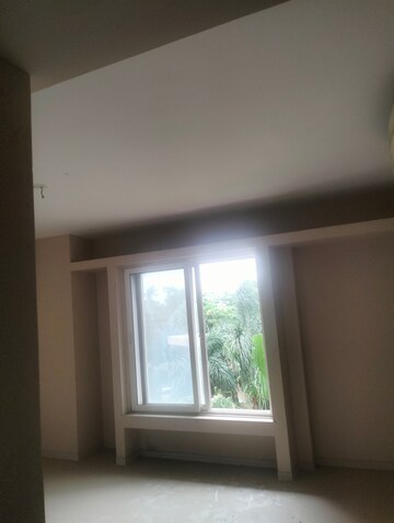 Room in 2 BHK Apartment at Nyati Elite, Undri – for Rent