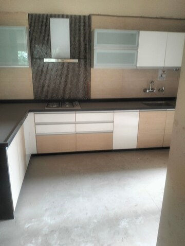 Room in 3 BHK Apartment at Kumar Princetown Royal, Undri – for Sale
