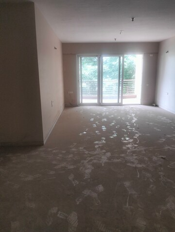 Room in 3 BHK Apartment at Kumar Princetown Royal, Undri – for Sale