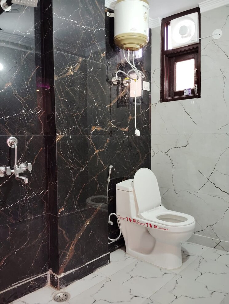 Bathroom, saket 1 Bedroom 450 Sq.Ft. Builder Floor In Saket Delhi 8999472