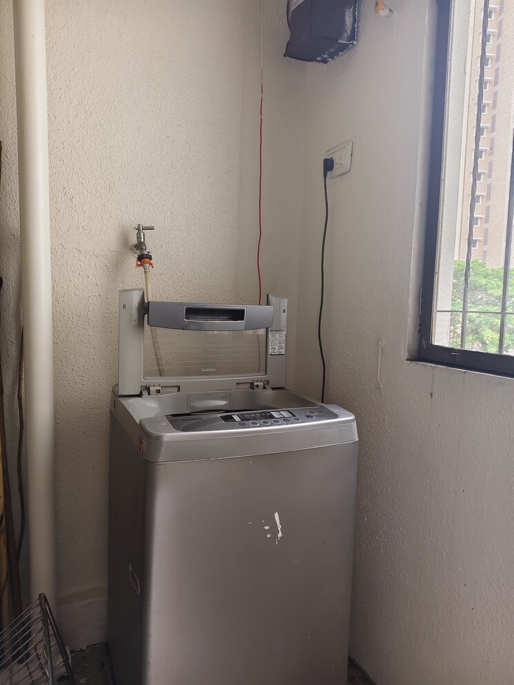 Bathroom, dv-fressia-nx 2 Bedroom 950 Sq.Ft. Apartment In Dahisar West Mumbai 8999486