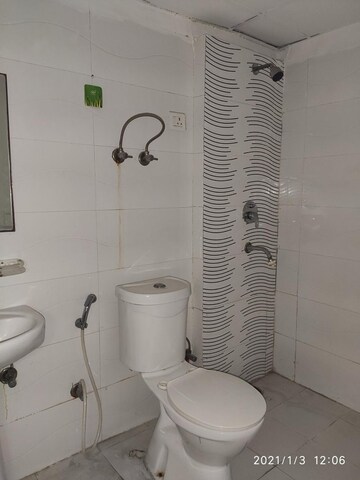 Bathroom in 3 BHK Apartment at Jm Orchid, Sector 76 – for Rent