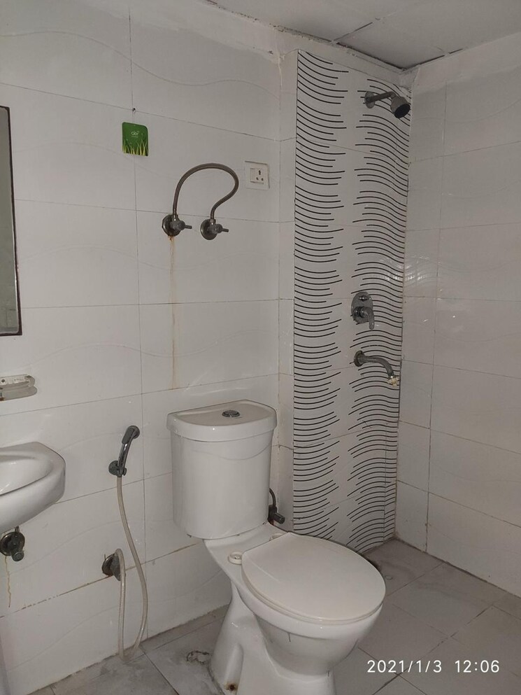 Bathroom, jm-orchid 3 Bedroom 1472 Sq.Ft. Apartment In Sector 76 Noida 8999508