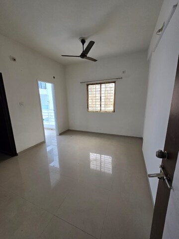 Room in 2 BHK Apartment at Harni – for Rent