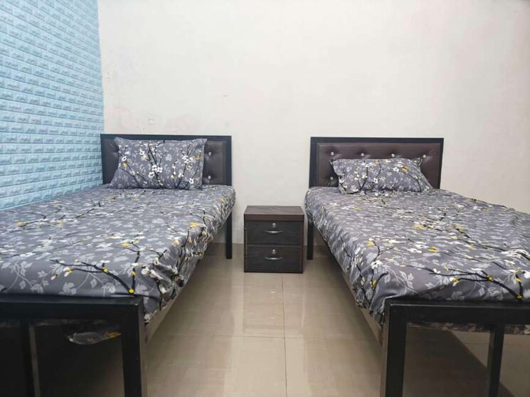 Bedroom, andheri east Pg For Boys & Girls In Andheri East 8999521