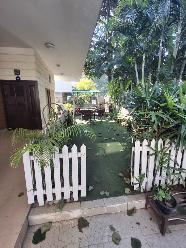 Exterior View, sector 35 3 Bedroom 3400 Sq.Ft. Builder Floor In Sector 35 Chandigarh 8999563