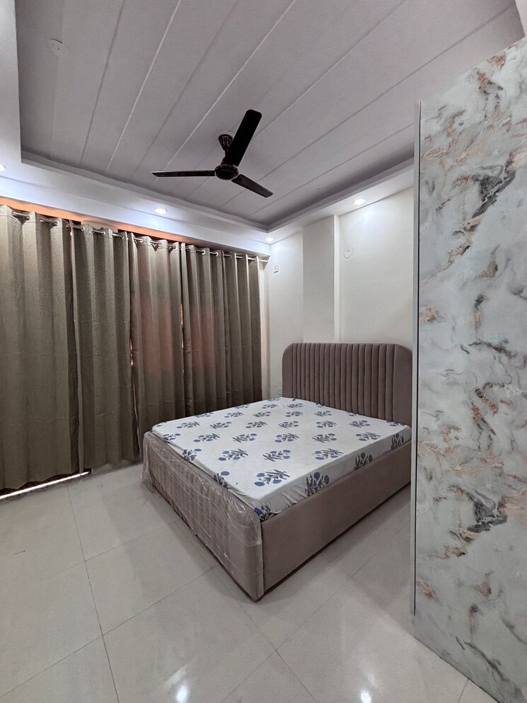 Bedroom, dlf-city-phase-iii 1 Bedroom 400 Sq.Ft. Apartment In Sector 24 Gurgaon 8999566