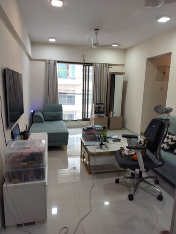 Team Area in 2 BHK Apartment at Khandelwal  Sai Iconic, Andheri West – for Rent
