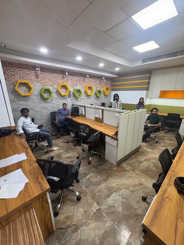 Team Area, sector 2 Commercial Office Space 1230 Sq.Ft. In Sector 2 Noida 8999575