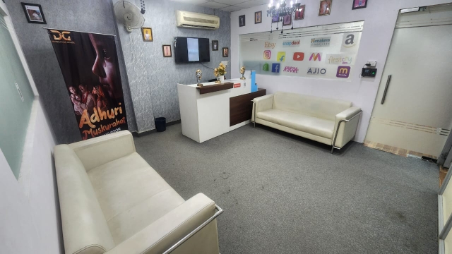 Office Space For Rent in Erect Services 