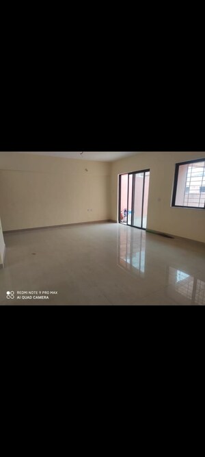 Room in 3 BHK Apartment at Kumar Shantiniketan Phase 1, Pashan – for Sale