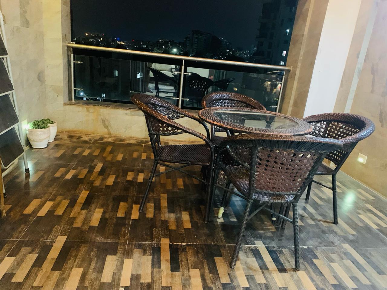 2 BHK 850 Sq.Ft. Apartment in Comfort Zone