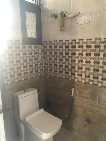 Bathroom in 2 BHK Builder Floor at RWA Apartments Sector 53, Sector 53 – for Rent