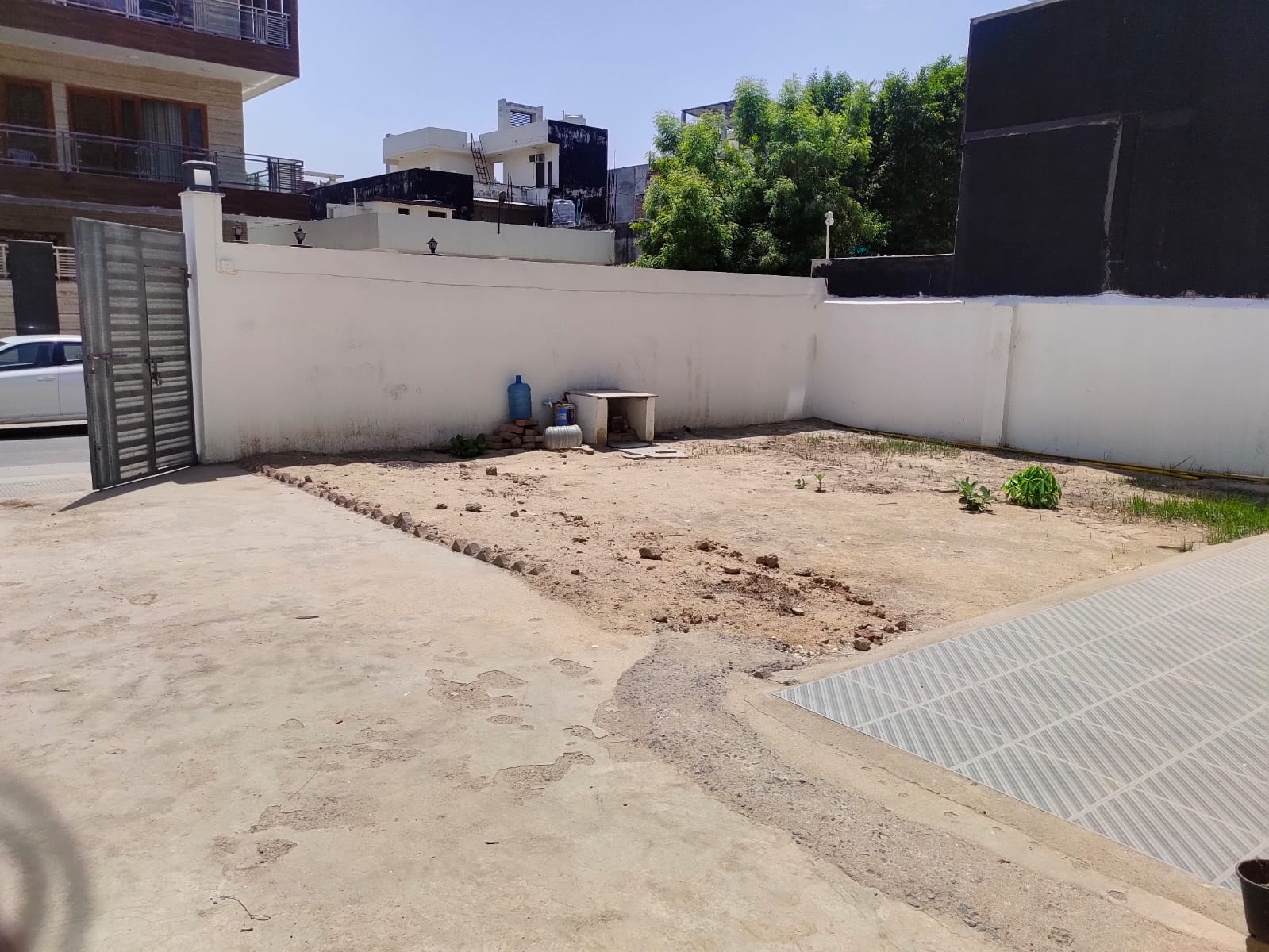 3 BHK + Pooja Room Independent House For Rent in RWA Apartments Sector 122