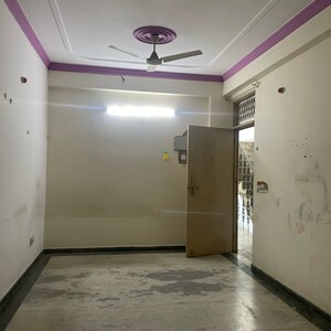 Room in 1 BHK Builder Floor at Vaishali Sector 6 – for Sale