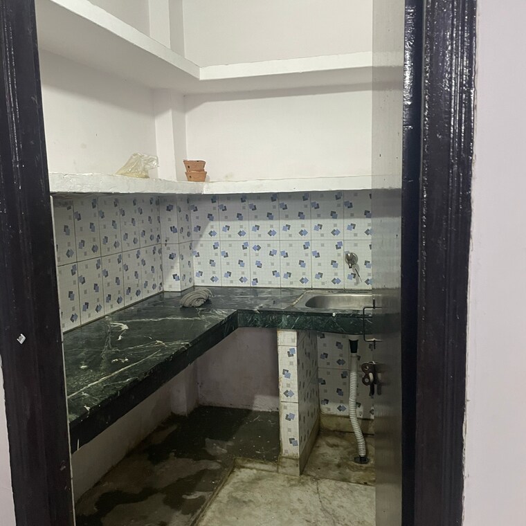 Kitchen, vaishali sector 6 1 Bedroom 500 Sq.Ft. Builder Floor In Vaishali Sector 6 Ghaziabad 8999611