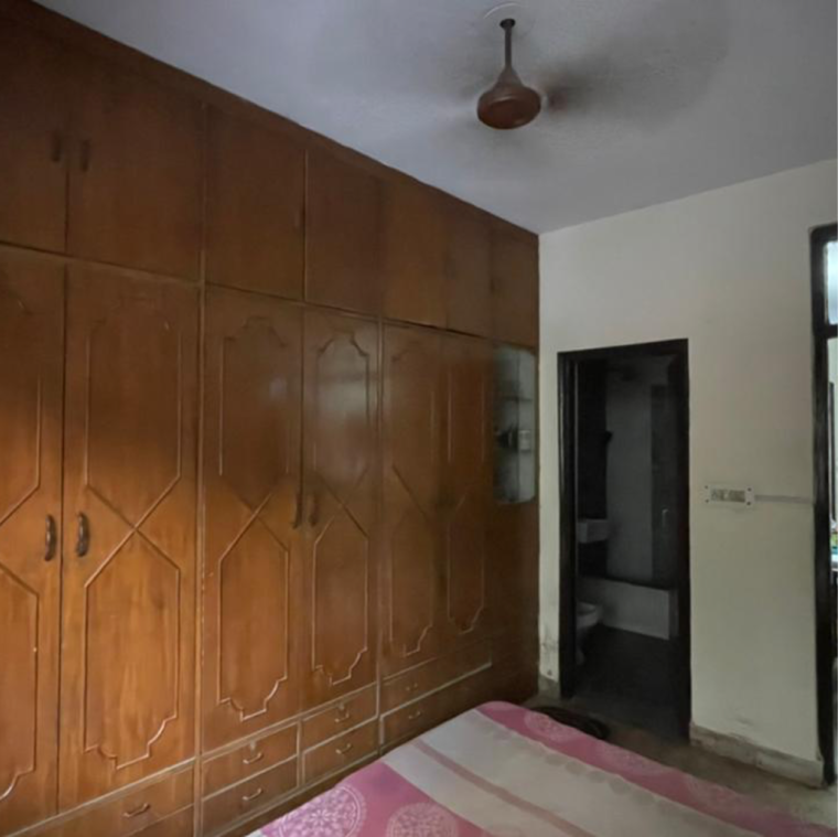 Room, vaishali sector 5 3 Bedroom 1500 Sq.Ft. Builder Floor In Vaishali Sector 5 Ghaziabad 8999616