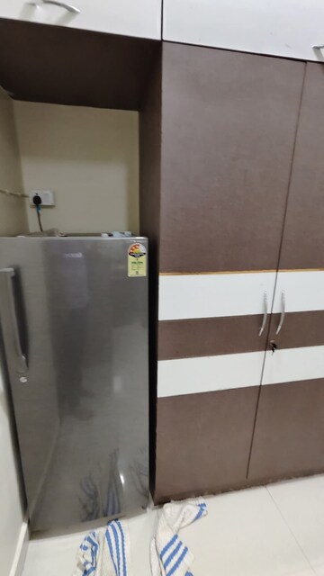 Furnished Amenities in 1 RK Apartment at Mantri Park, Goregaon East – for Rent