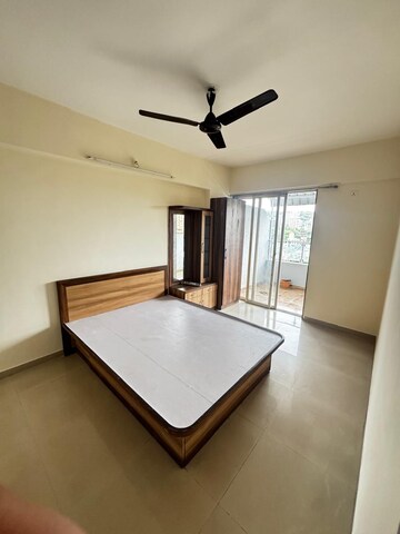 Room in 3 BHK Apartment at Prithvi Sai Velocity Phase 1, Bavdhan – for Rent