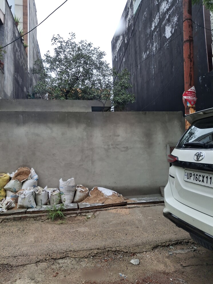 Exterior View, sector 55  212 Sq.Mt. Plot In Sector 55 Noida 8999342