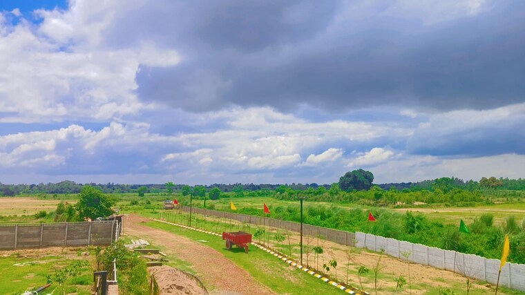undefined, sultanpur road  2500 Sq.Ft. Plot In Sultanpur Road Lucknow 8999647