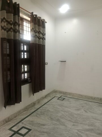 Room in 2 BHK Independent House at Huda – for Rent