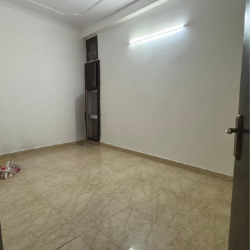 Room in 1 BHK Builder Floor at Chattarpur – for Rent