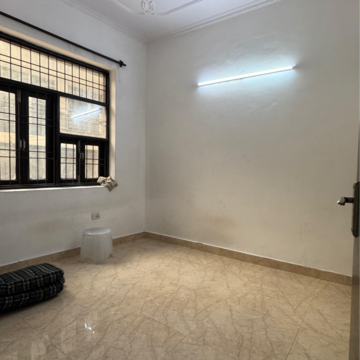 Bedroom in 1 BHK Builder Floor at Chattarpur – for Rent