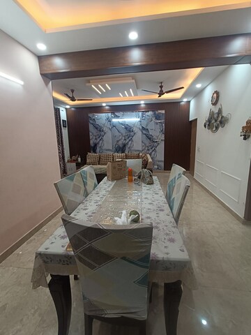 Team Area in 2.5 BHK Apartment at Technical Paradise, Sector 56 – for Rent