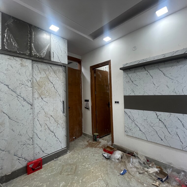 Room, rohini sector 24 2 Bedroom 650 Sq.Ft. Builder Floor In Rohini Sector 24 Delhi 8999671