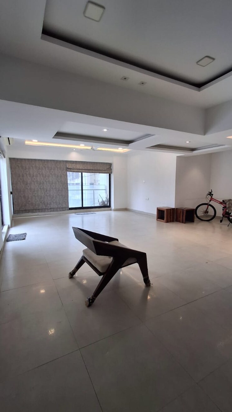 Living Room, dheeraj-celestial 3 Bedroom 1800 Sq.Ft. Apartment In Bandra West Mumbai 8999673