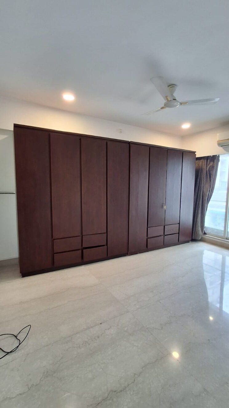 Master Bedroom, dheeraj-celestial 3 Bedroom 1800 Sq.Ft. Apartment In Bandra West Mumbai 8999673