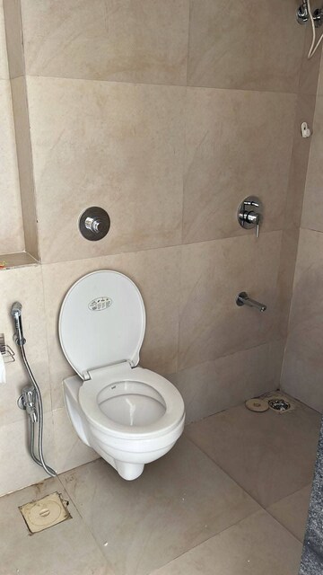 Bathroom in 1 BHK Apartment at Conwood Astoria, Goregaon East – for Rent