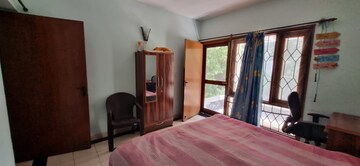 Bedroom in 3 BHK Builder Floor at The Grand, Sector 52 – for Rent