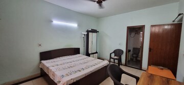 Bedroom in 3 BHK Builder Floor at The Grand, Sector 52 – for Rent
