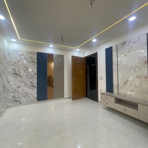 Room in 3 BHK Builder Floor at Rohini Sector 25 – for Sale