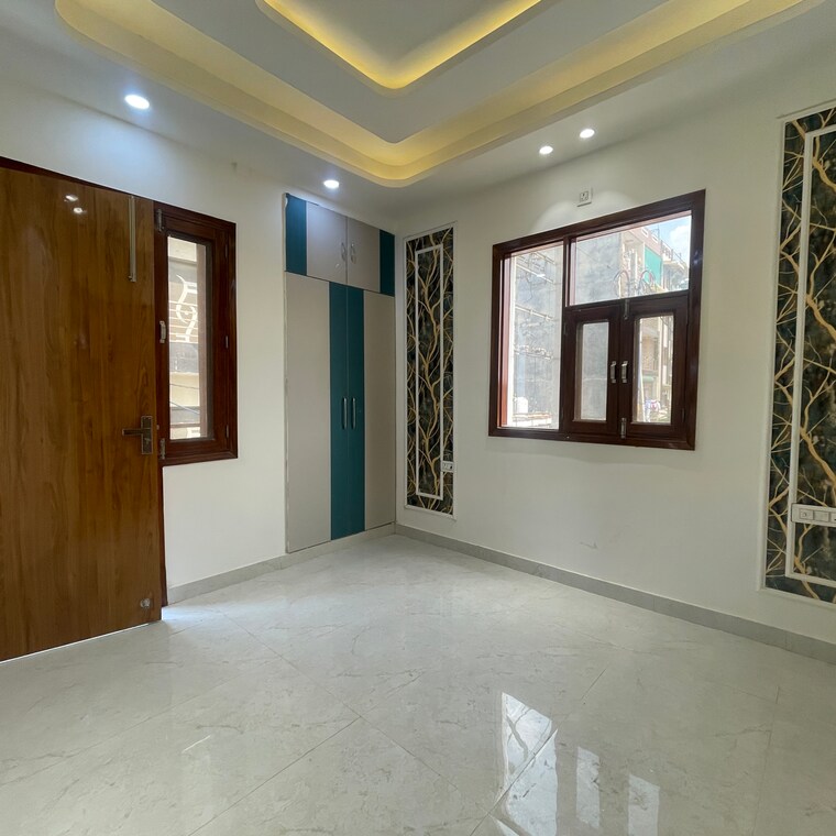 Room, rohini sector 25 3 Bedroom 800 Sq.Ft. Builder Floor In Rohini Sector 25 Delhi 8999683