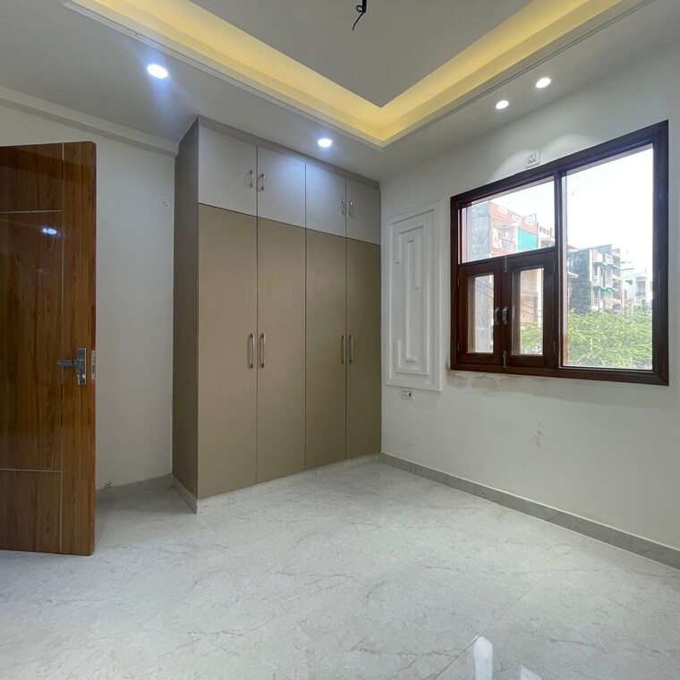 Room, rohini sector 25 3 Bedroom 800 Sq.Ft. Builder Floor In Rohini Sector 25 Delhi 8999683