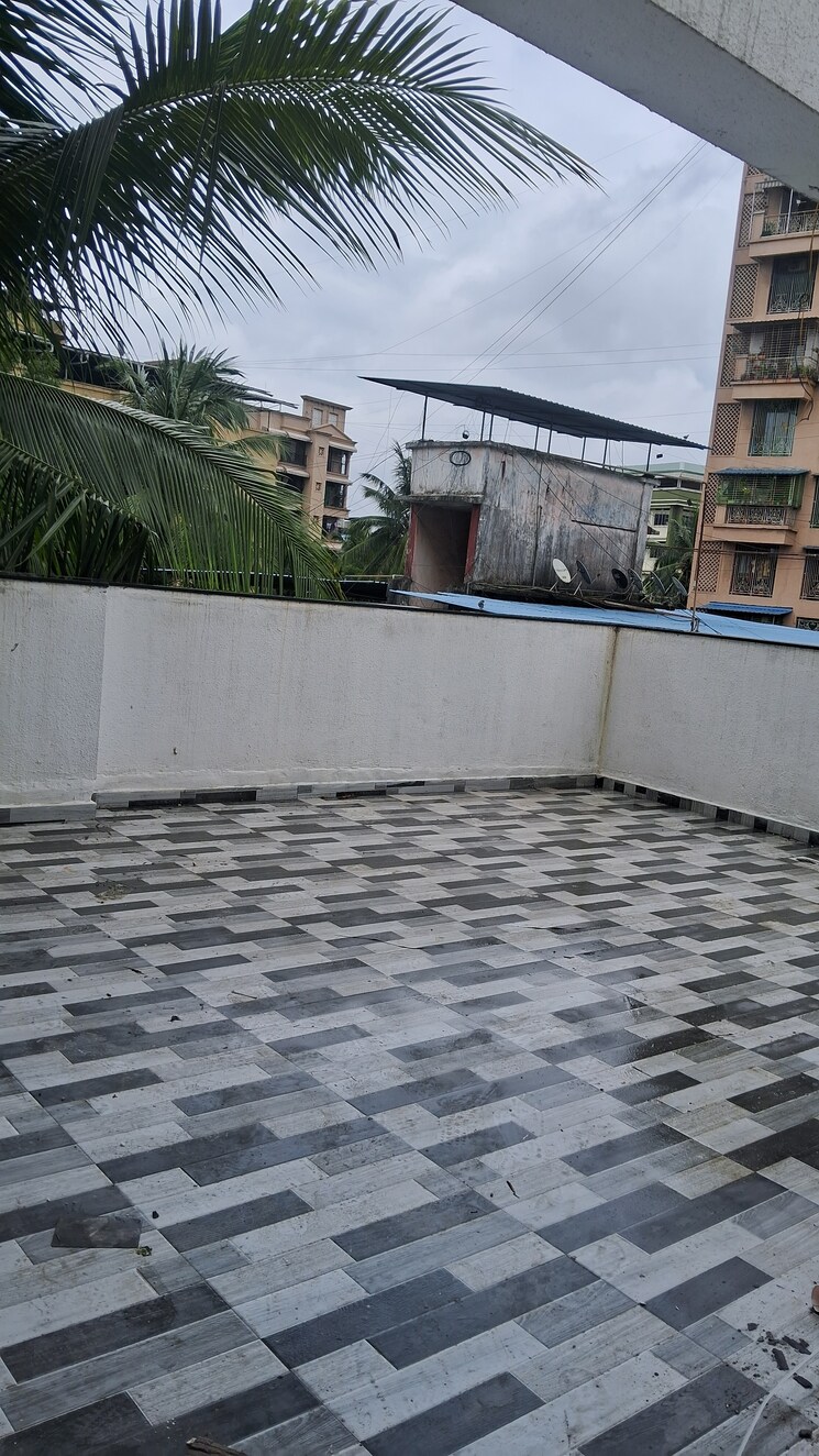 Balcony, nav-shree-ambika-darshan 2.5 Bedroom 950 Sq.Ft. Apartment In Kalyan West Thane 8999700
